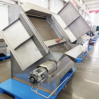 IEPP Manufacturer Factory Fresh Cow Dung Screw Press Dehydrator Supplier Dairy Swine Farm Manure Dewatering Screen Separator