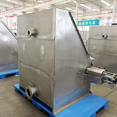 China Supplier Good Quality Fertilizer Biogas Compost Vinasse Manure Dehydration Sloped Inclined Screen Solid Liquid Separator